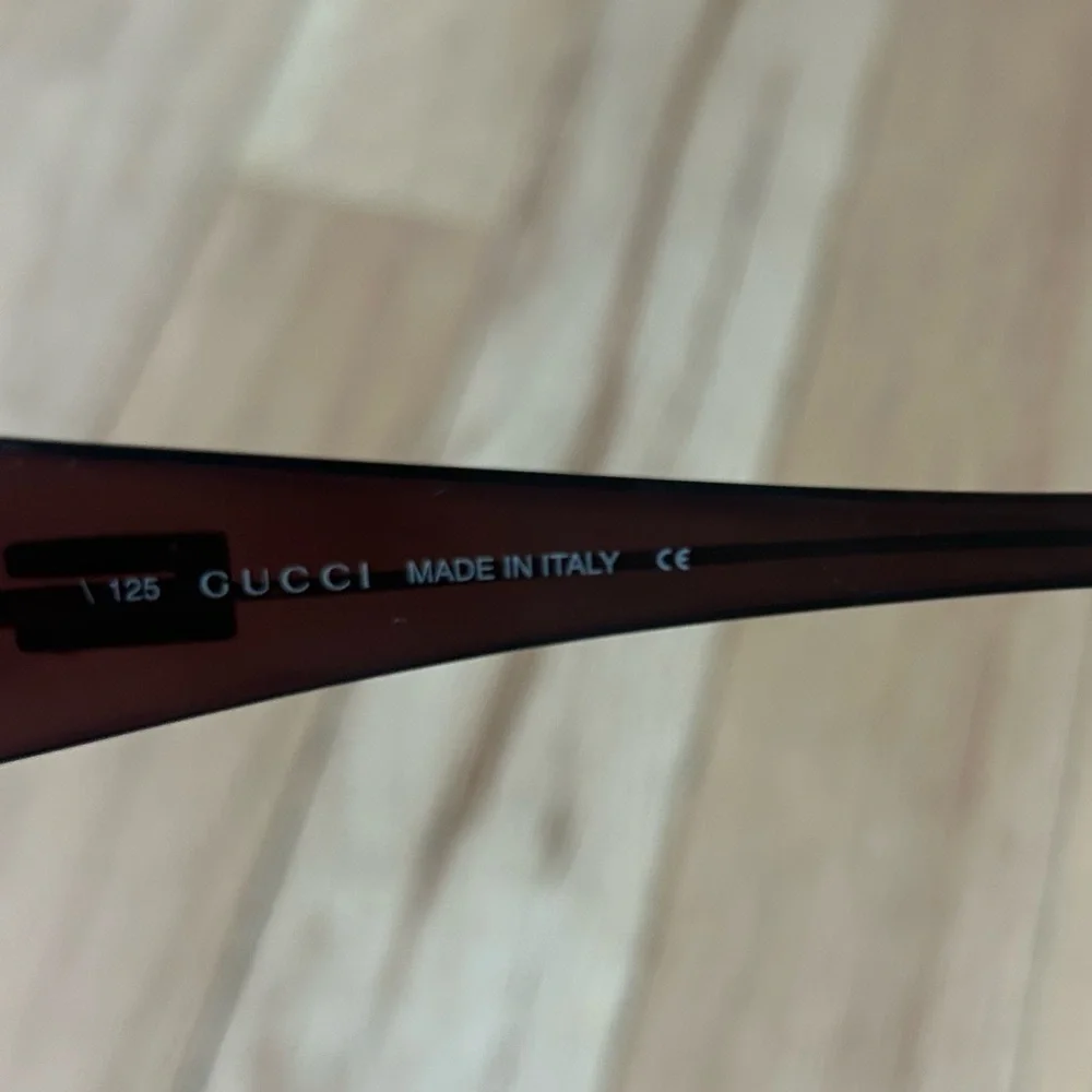 Gucci Round Frame Sunglasses